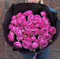 Букет пионовидных роз купить за 1 350 грн.