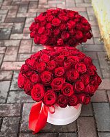 Композиция Rad Roses купить за 2 150 грн.